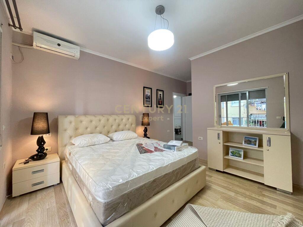 JAPIM ME QIRA APRTAMENT 2+1+2 NE MYSLYM SHYRI! – Tiranë - 1
