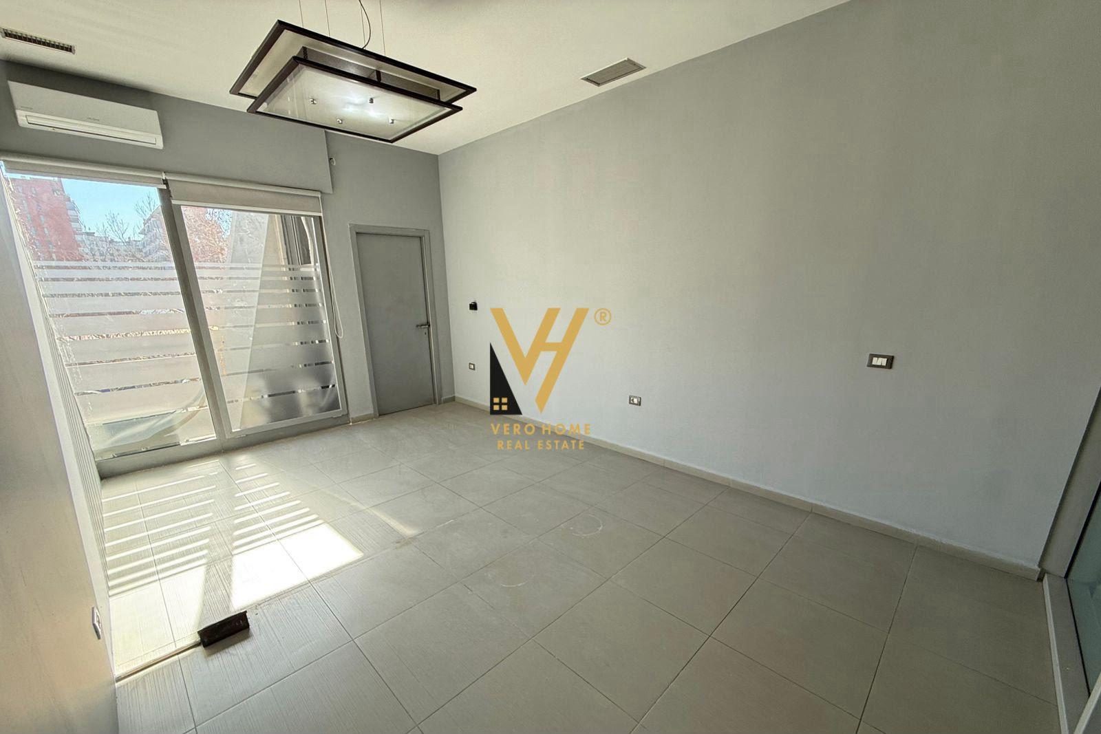 SHITET AMBIENT BIZNESI 253 M2 TE RRUGA E KAVAJES 590.000 EUR – Tiranë