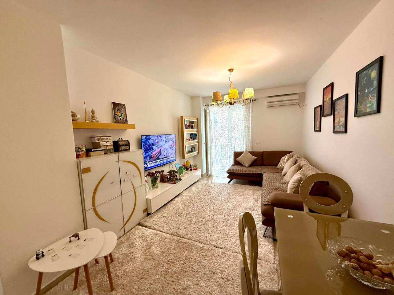 SHITET APARTAMENT 2+1 QYTET STUDENTI 212.000 EURO – Tiranë