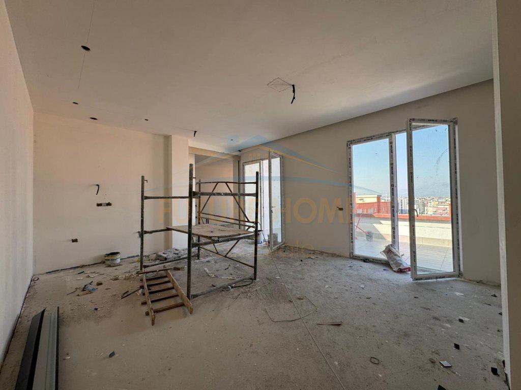 0692268458 Shitet, Apartament 2+1+2, Yzberisht, Tiranë. – Tiranë