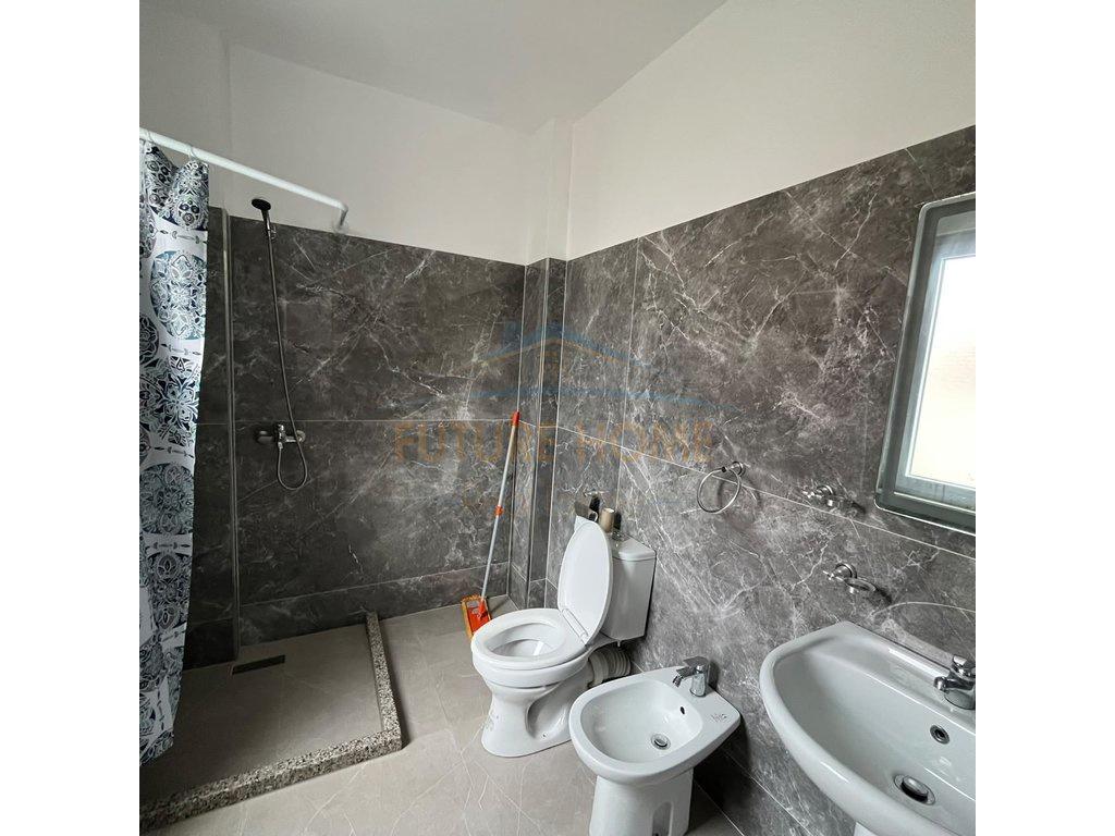 0697075690,Qera,Apartament 2+1 – Durrës