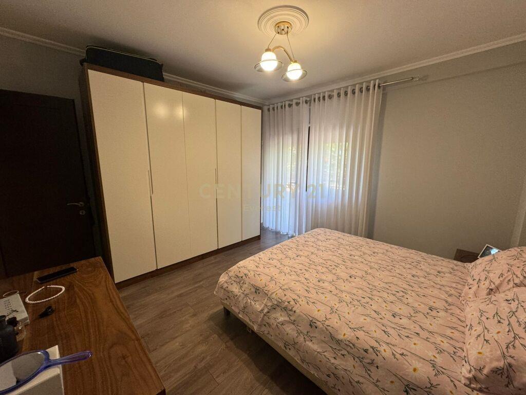 KOPSHTI BOTANIK, SHITET APARTAMENT 2+1+POST PARKIMI – Tiranë - 1