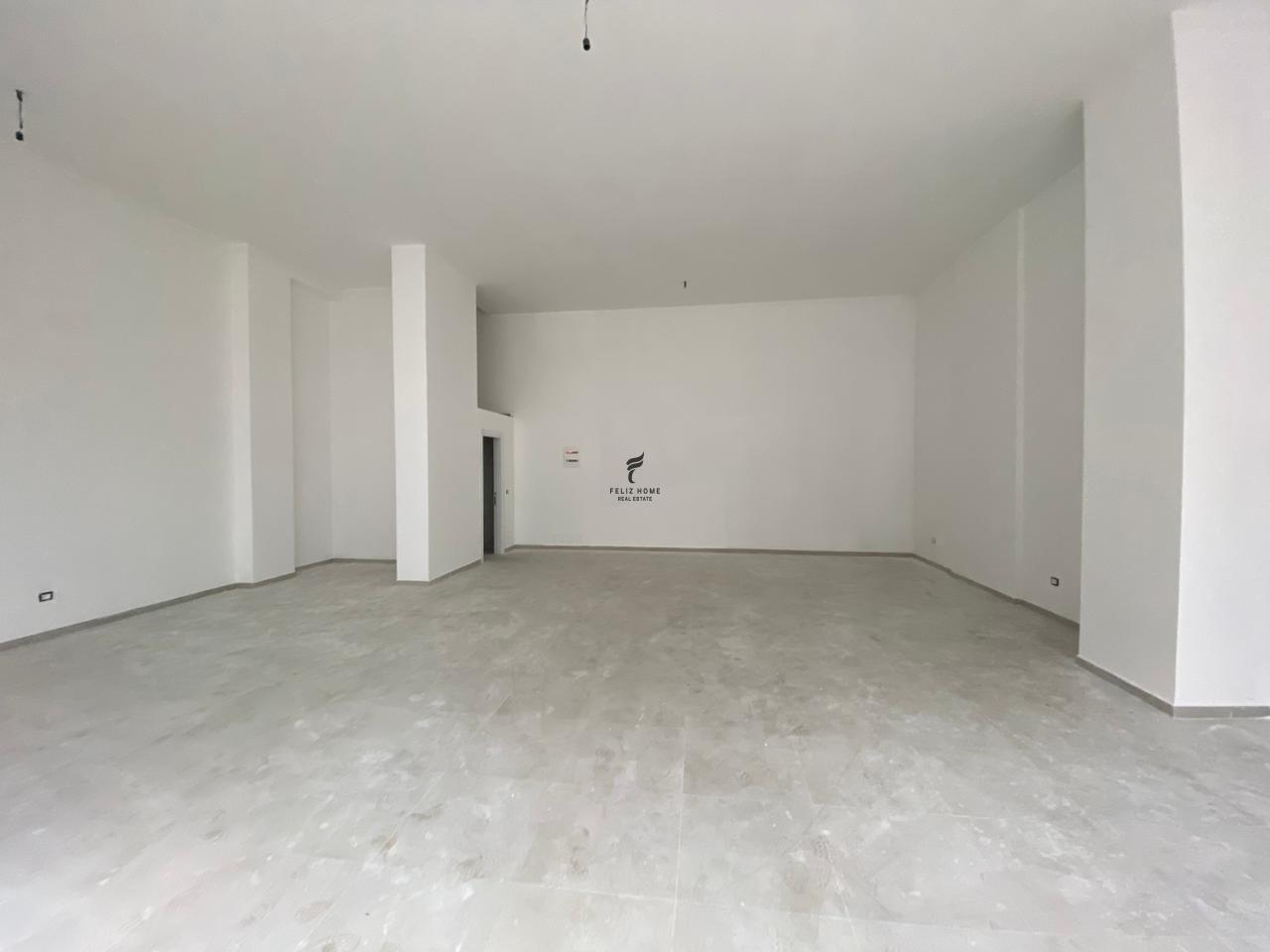 DYQAN ME QERA 95M2 RRUGA E DIBERS 150.000 LEKE FH-57906 – Tiranë