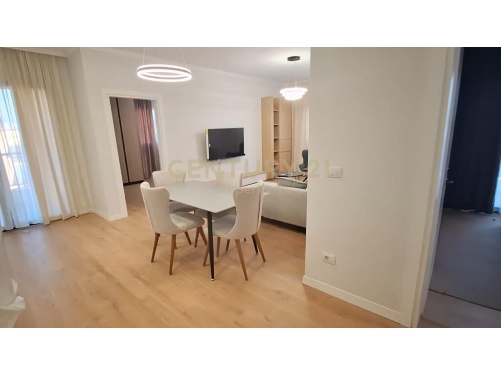 Apartament 2+1+2+post parkimi, per qira, perballe Hotel Colo – Tiranë - 1