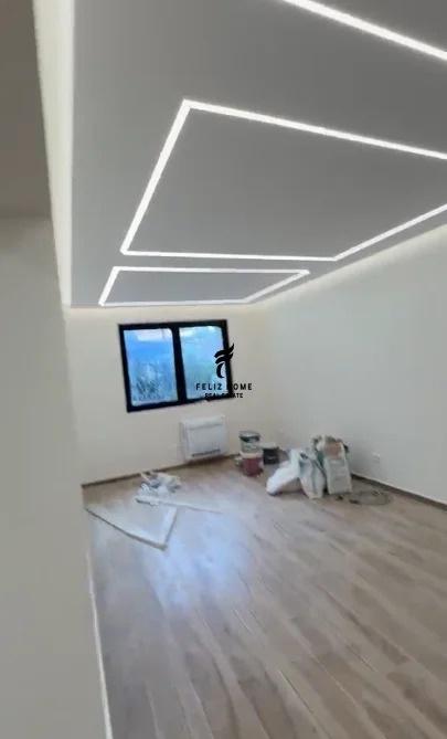 DYQAN ME QERA 90 M2 ISH TREGU ELEKTRIK 120.000 LEKE FH-94096 – Tiranë