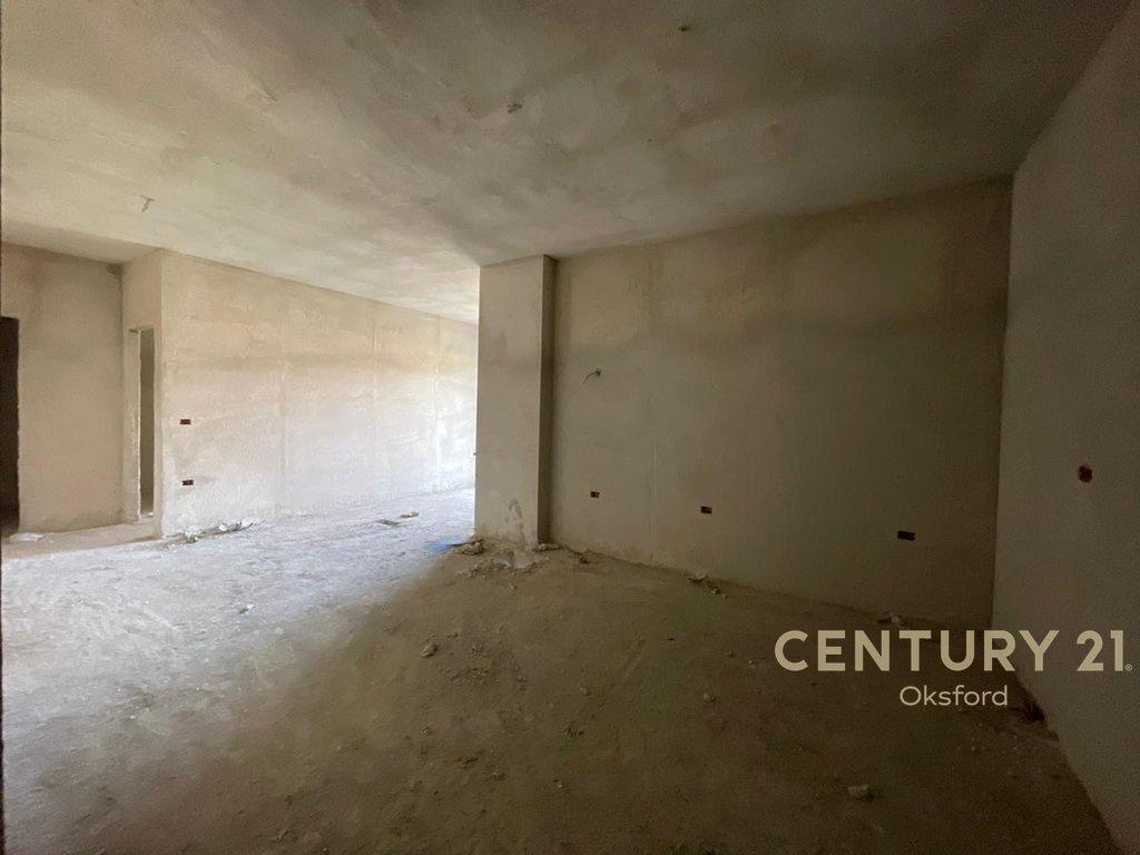APARTAMENT 1+1, TEK ISH FUSHA E AVIACIONIT PER SHITJE – Tiranë - 1