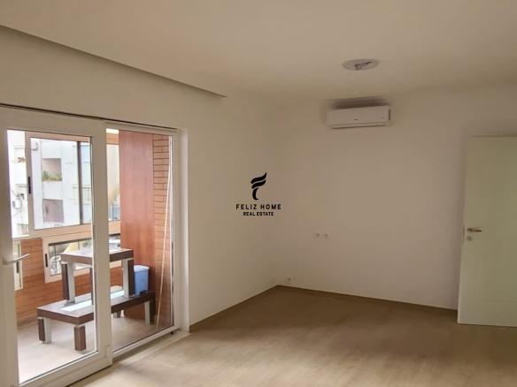 ZYRE ME QERA 88 M2 QENDER 120.000 LEKE FH-59106 – Tiranë