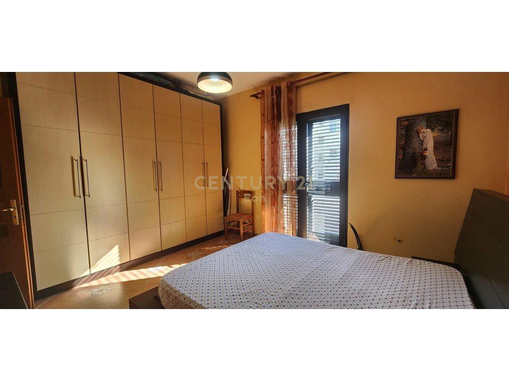 0693456519 JEPET ME QERA APARTAMENT 2+1 ME OBORR, DURRES ! – Durrës - 1