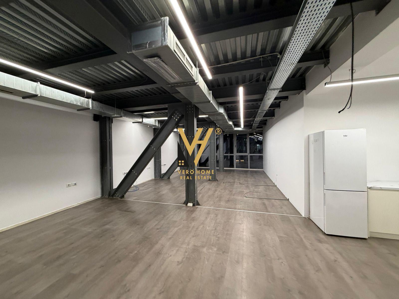 JEPET ZYRE 180 M2 ME QIRA TE KOMUNA E PARISIT 3.000 EURO – Tiranë
