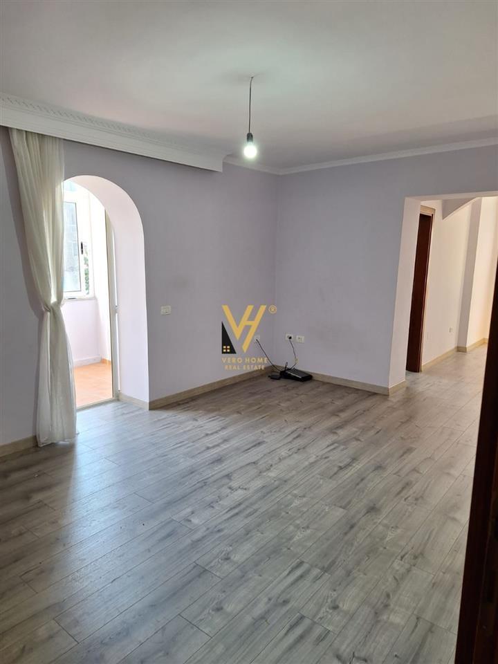 SHITET APARTAMENT 2+1+DEPO TE KOMUNA E PARISIT 210.000 EURO – Tiranë - 1