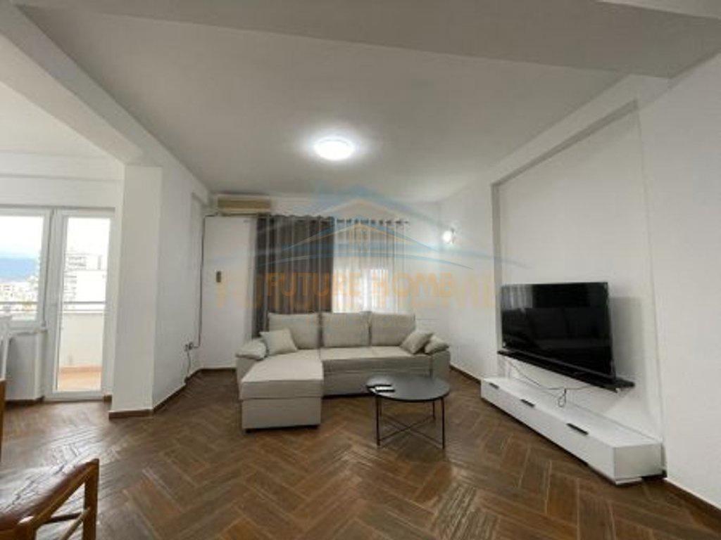0694792477, Qera, Apartament 2+1+2, Stacioni i Trenit, – Tiranë