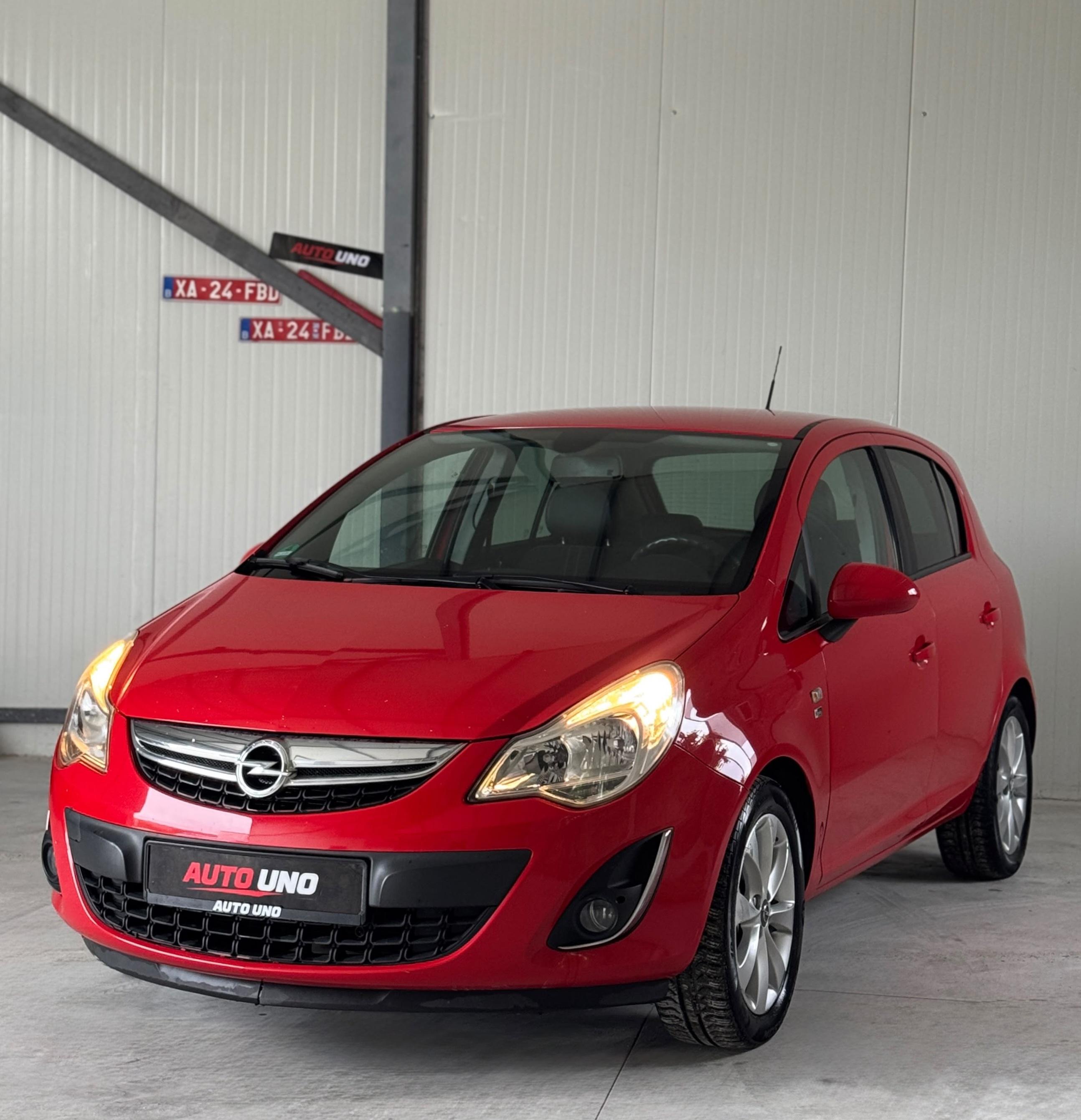 OPEL CORSA 2014 1.3 B.GAZ FABRIKE PER PATENTAT E REJA – Pogradec