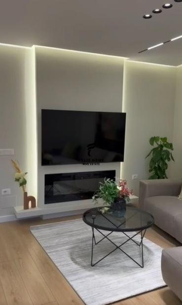 SHITET APARTAMENT 2+1 ZOGU ZI 275.000 EURO FH-67585 – Tiranë