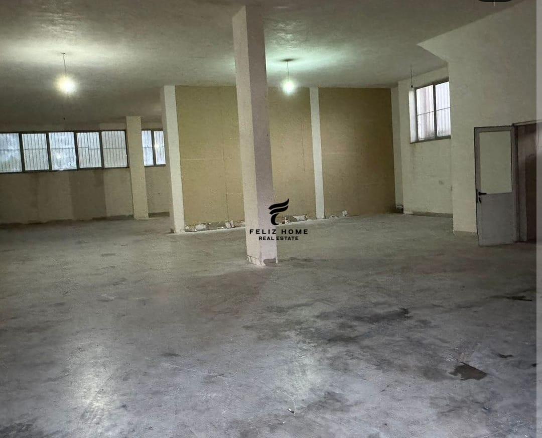 MAGAZINE ME QERA 280 M2 KASHAR 1500 EURO – Tiranë
