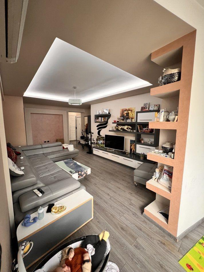 SHITET APARTAMENT 3+1 KOMUNA E PARISIT 400.000 EURO – Tiranë