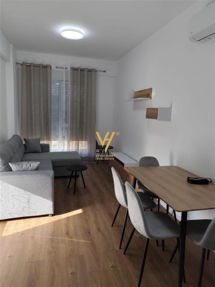 JEPET APARTAMENT 1+1+BLK ME QERA TE RR.DALIP TOPI 430 EURO – Tiranë - 1