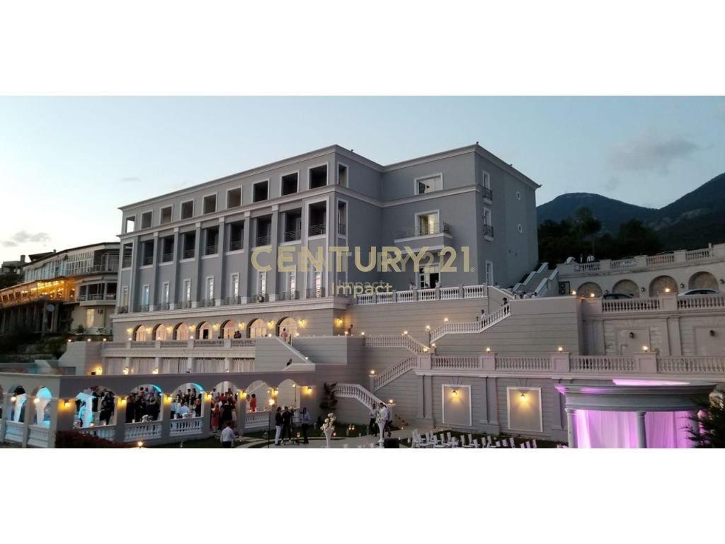SHITET RESORT NE ZONEN E DAJTIT! – Tiranë