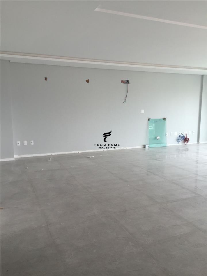 AMBIENT BINZNESI NE QERA 113 M2 PORCELAN 2300 EURO – Tiranë