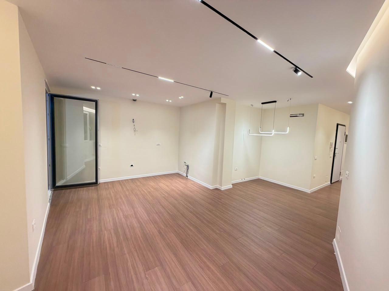 🔥 SHITET APARTAMENT 2+1 – BULEVARDI BAJRAM CURRI, TIRANË – Tiranë