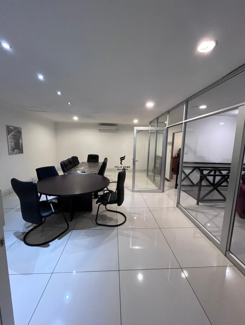 ZYRE ME QERA 105 M2 BLLOK 200.000 LEKE FH-86805 – Tiranë