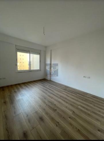 ID 21091859 SHITET APARTAMENT 2+1 ME BALLKON – DURRËS PLAZH – Durrës
