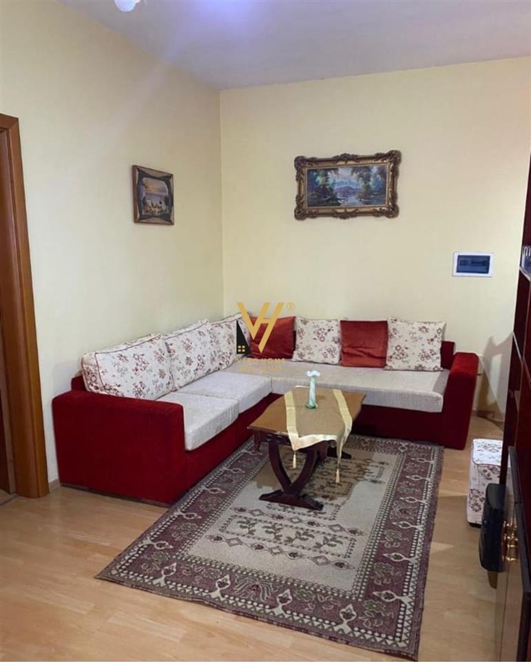 JEPET APARTAMENT 2+1+BLK ME QERA NE DON BOSKO 50.000 LEKE – Tiranë