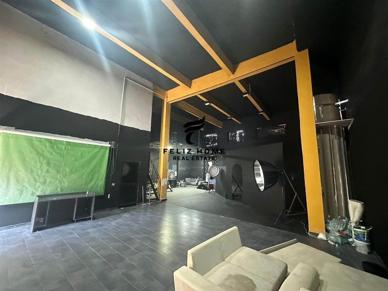 MAGAZINE ME QERA 140 M2 RRUGA 5 MAJI 3000 EURO – Tiranë