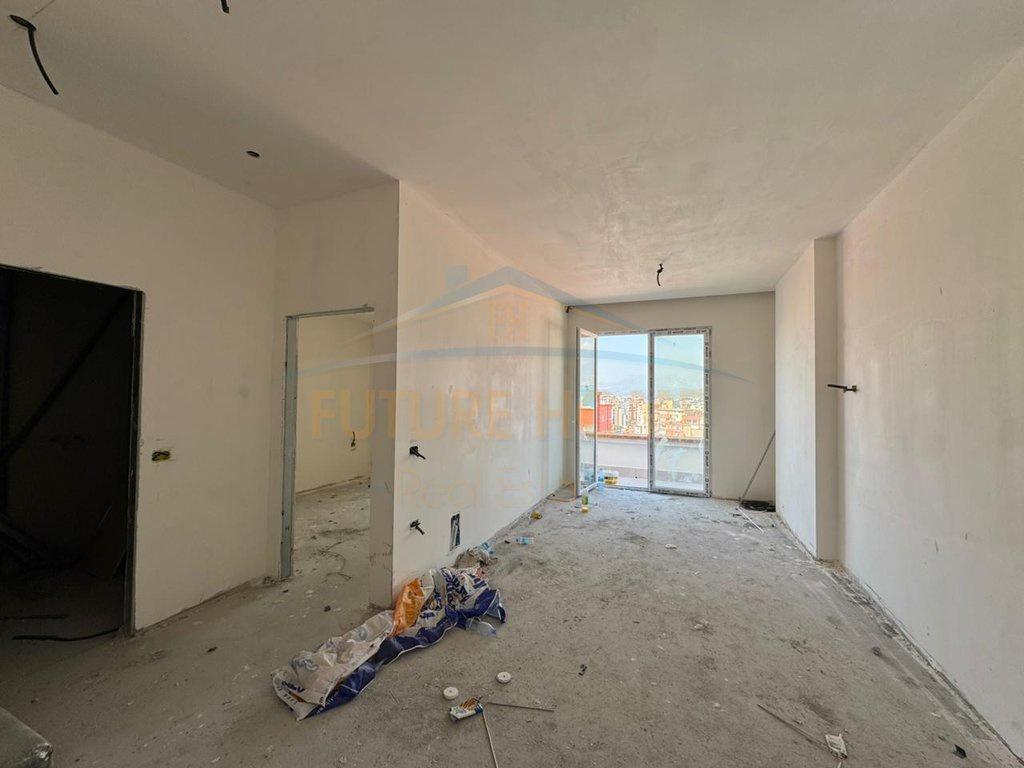 0692268458 Shitet, Apartament 1+1, Yzberisht, Tiranë. – Tiranë
