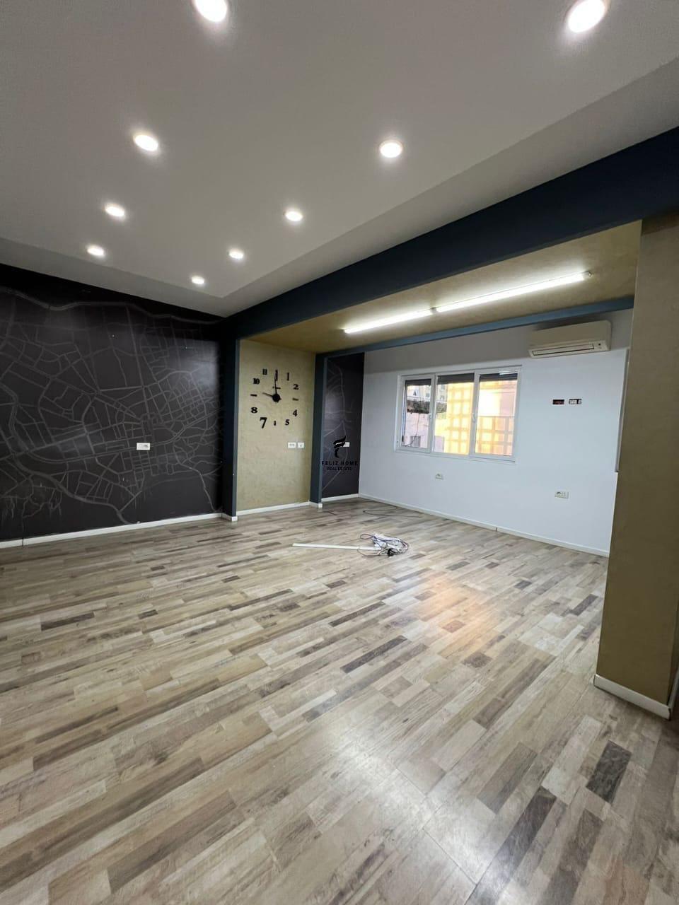 ZYRE ME QERA 110 M2 SHESHI WILLSON 140.000 LEKE FH-72848 – Tiranë