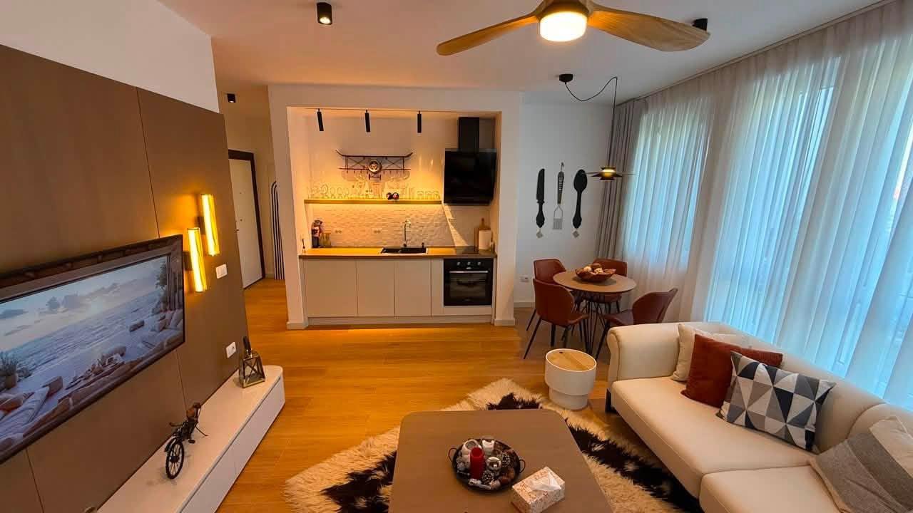 Apartament Elitar 1+1+Parkim në Tushemisht, Pogradec – Pogradec