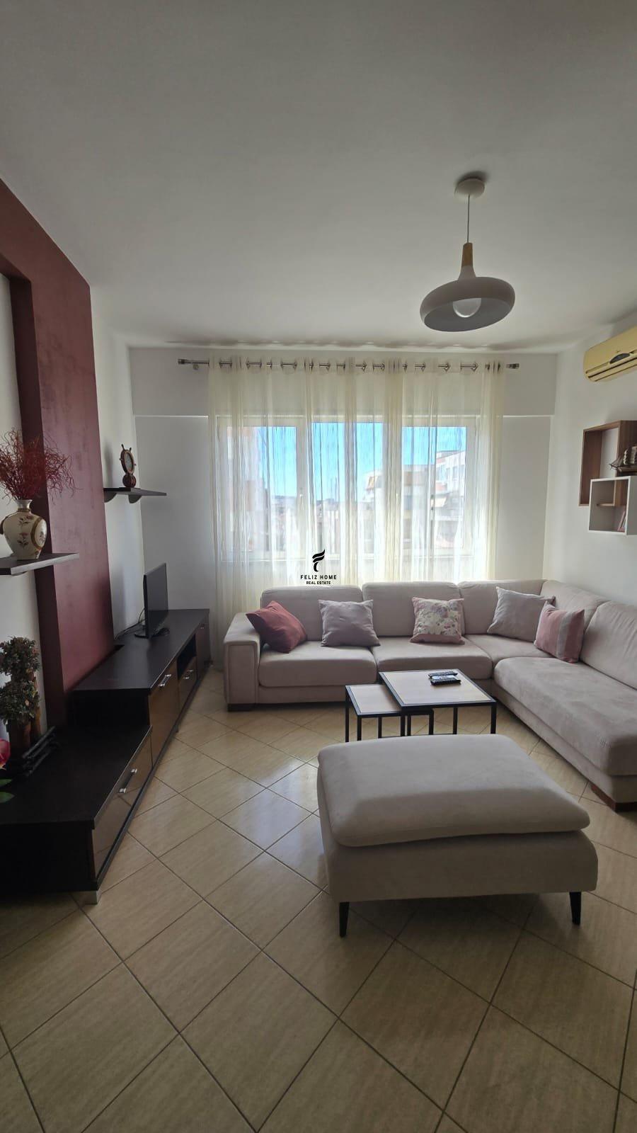 APARTAMENT ME QERA 2+1 KOMUNA E PARISIT 80.000 LEKE FH-91664 – Tiranë