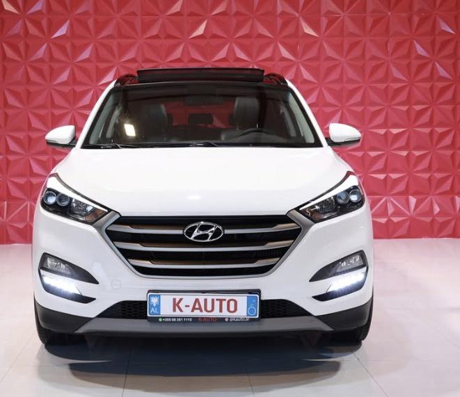Hyundai Tuscon 4WD – Tiranë
