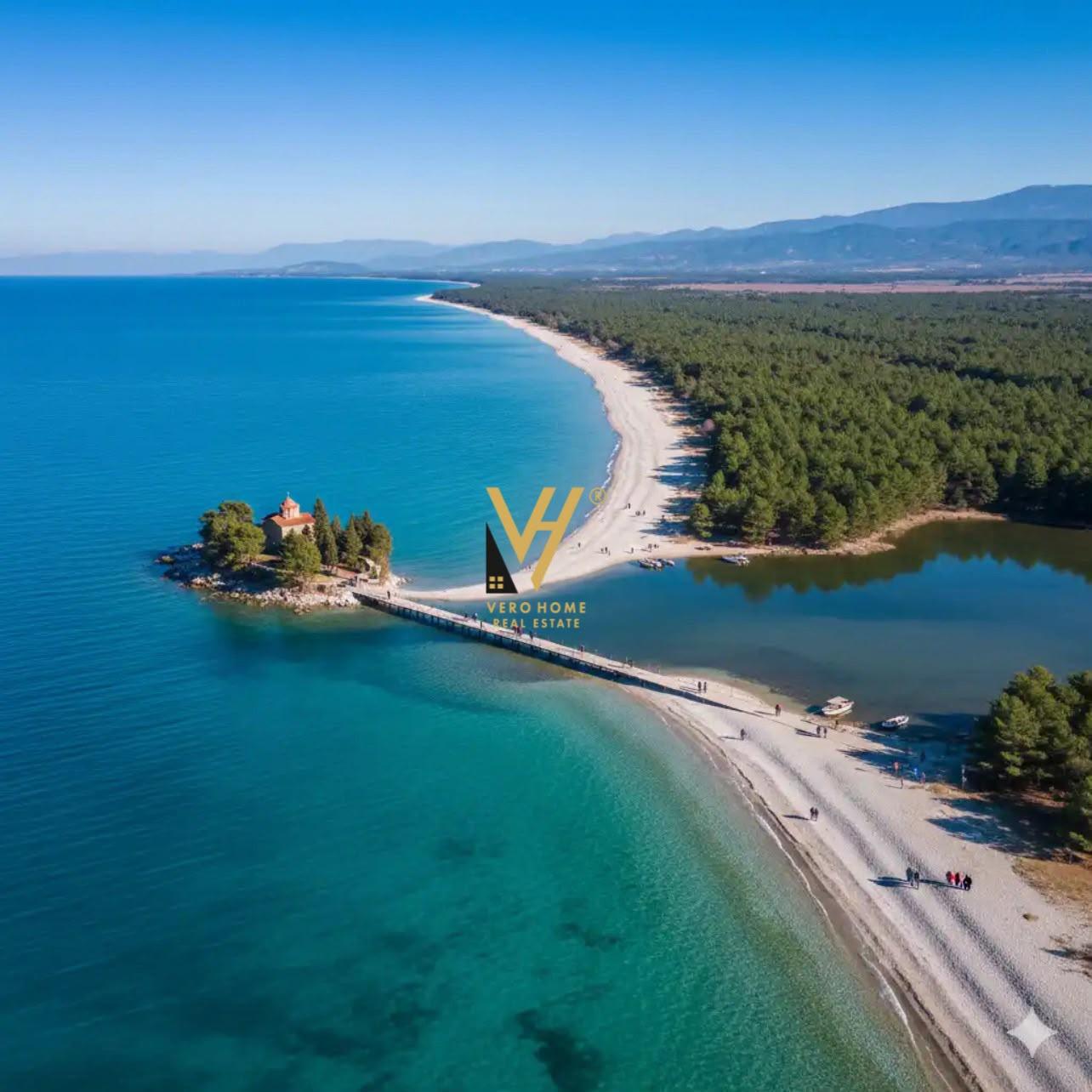 SHITET TRUALL 68.000 M2 NE ZVERNEC – Vlorë