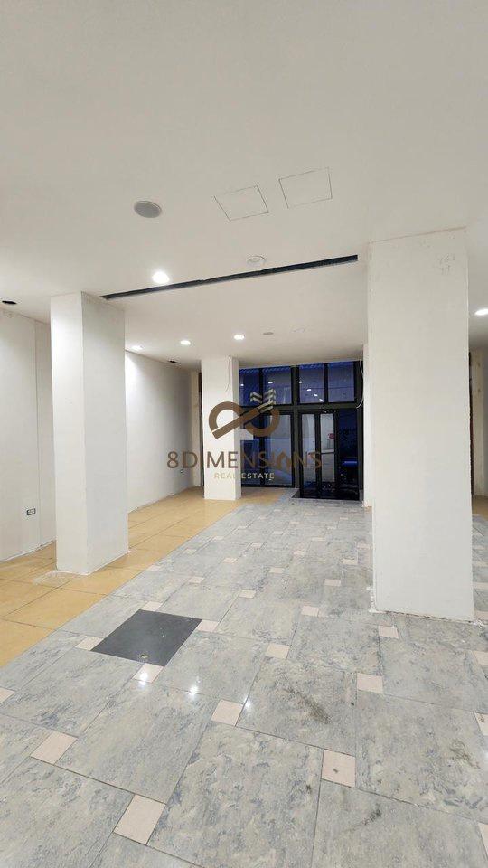 Super Ambjent Komercial 150m² në Rrugën e Kavajës – D828A-19 – Tiranë - 1