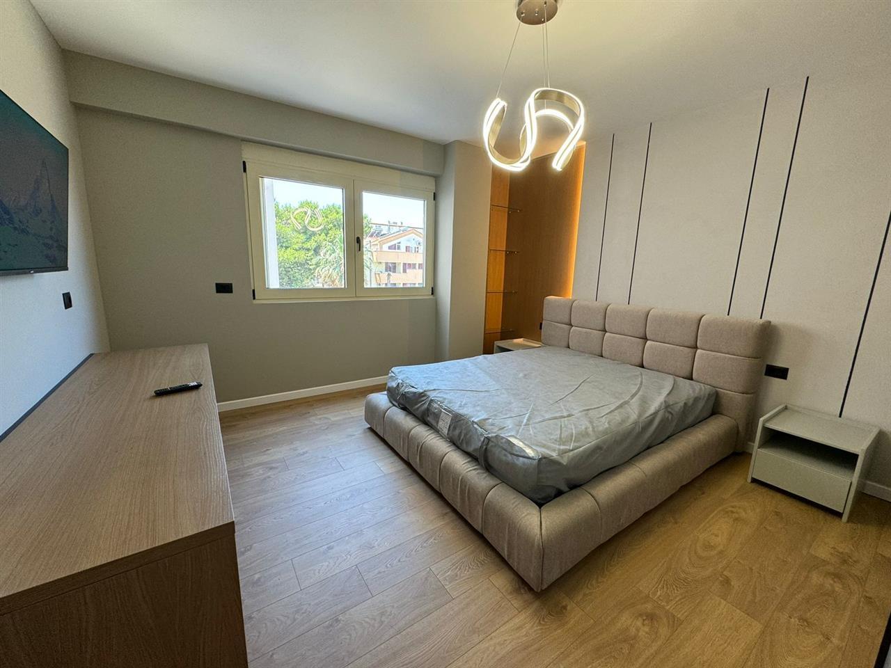 0682064333 SHITET 1+1 LUKSOZ NE PLAZH 40M LARG DETIT ! – Durrës