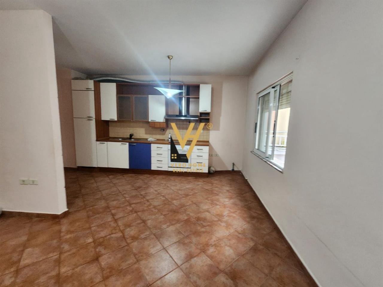 SHITET APARTAMENT 3+1+2 TE KOMUNA E PARISIT 320.000 EURO – Tiranë