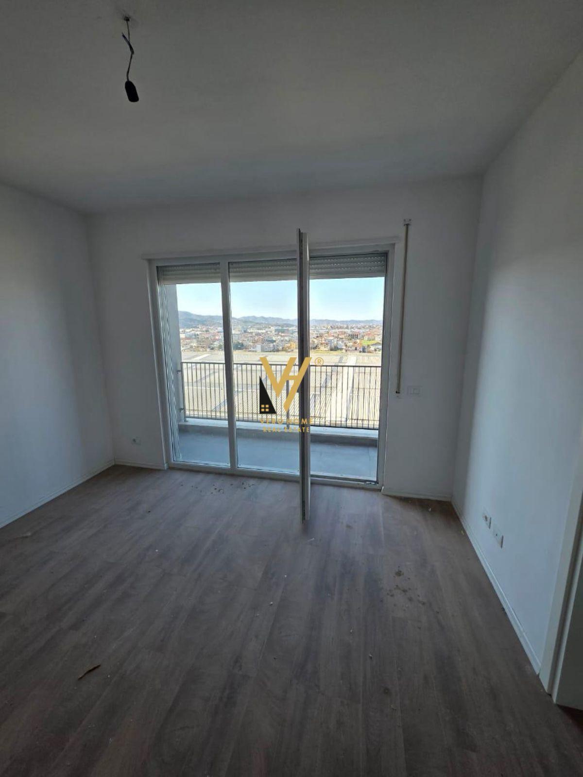 JEPET APARTMENT 2+1 ME QIRA TE UNIVERS CITY 52.000 LEKE – Tiranë