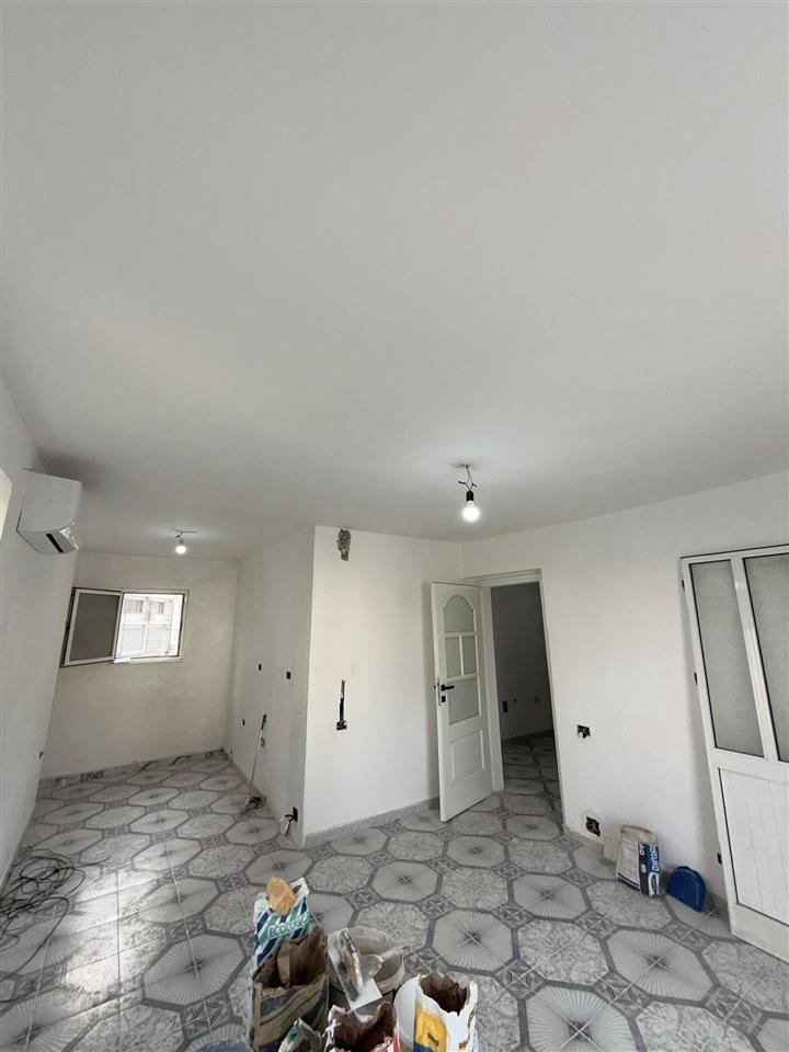 🏡 APARTAMENT ME QERA 1+1+Ballkon Jepet per Biznes – Durrës
