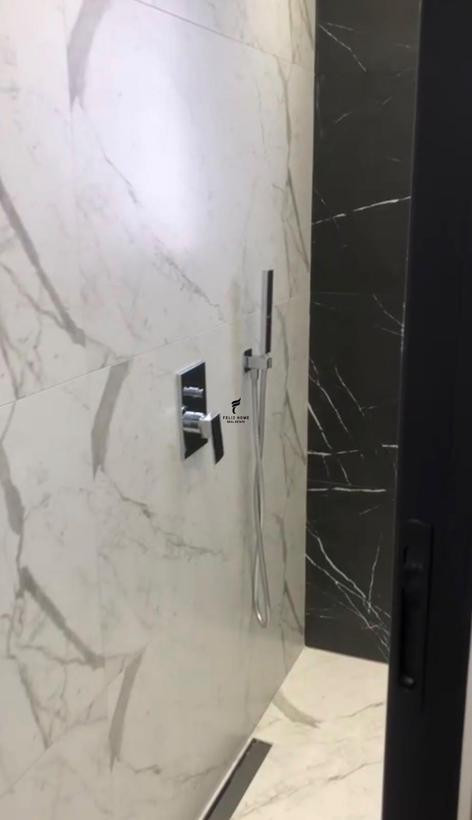 SHITET APARTAMENT 1+1 PAZARI RI 12.000.000 LEKE FH-82915 – Tiranë
