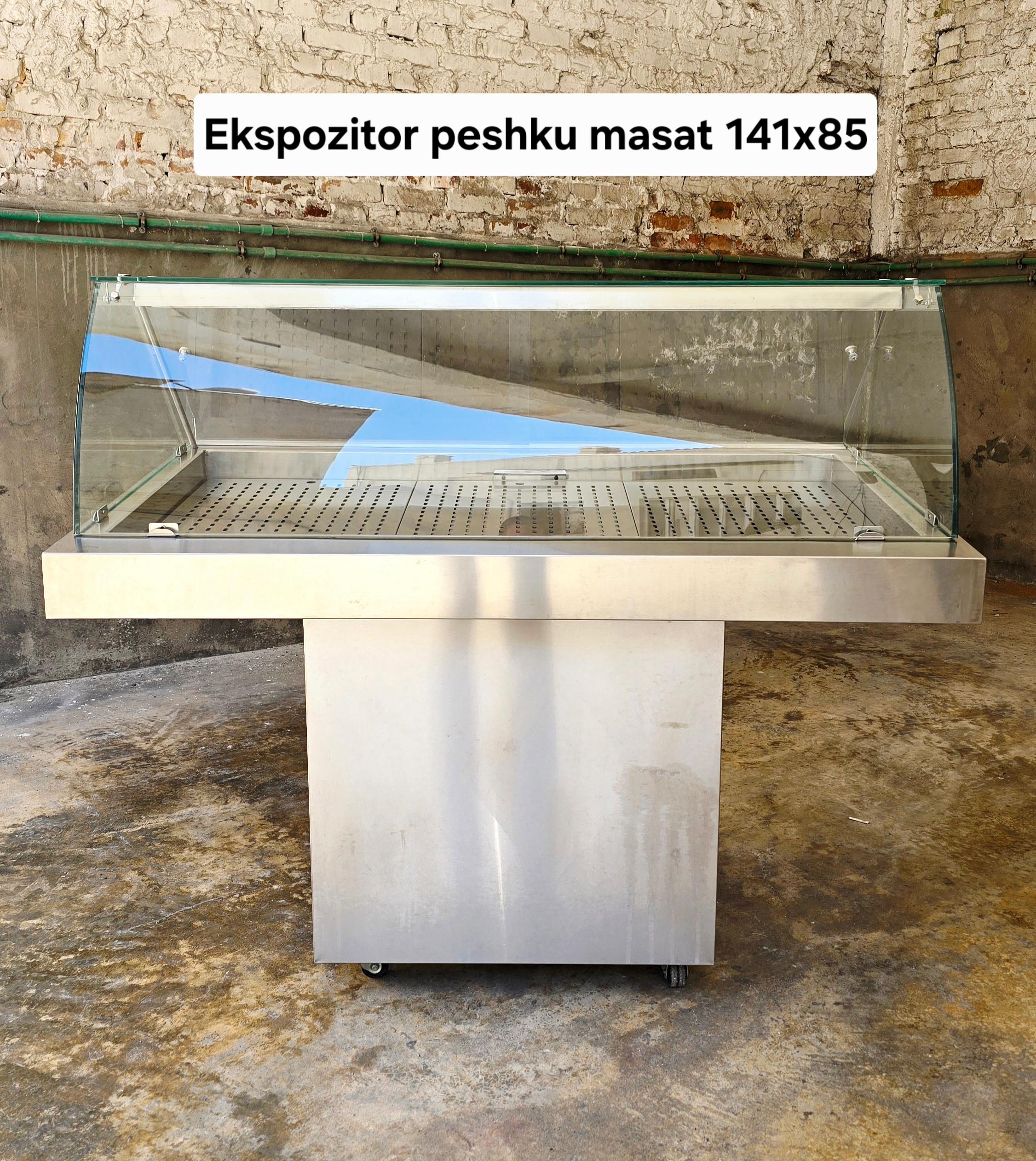 👉EKSPOZITOR PESHKU MASAT 141X85 SUPER GJËNDJE!!! – Durrës