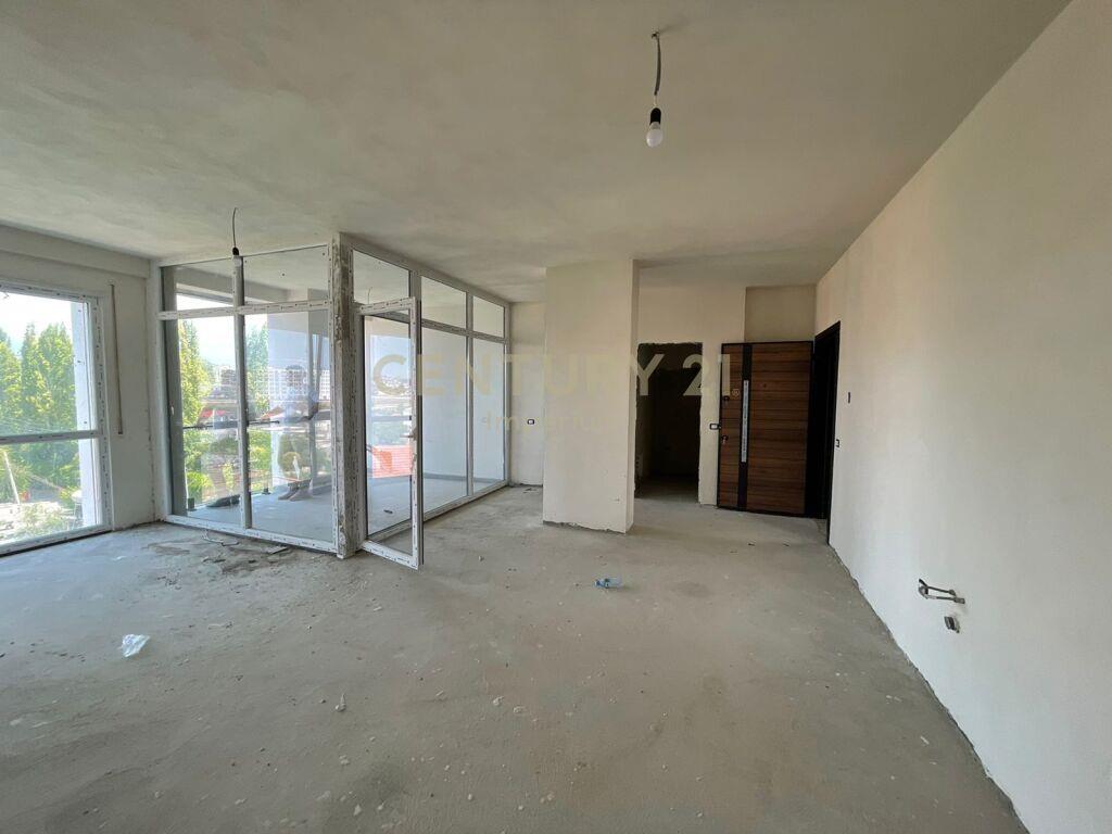 OKAZION: Apartament 2+1+2 per shitje tek Bulevardi i Ri – Tiranë - 1