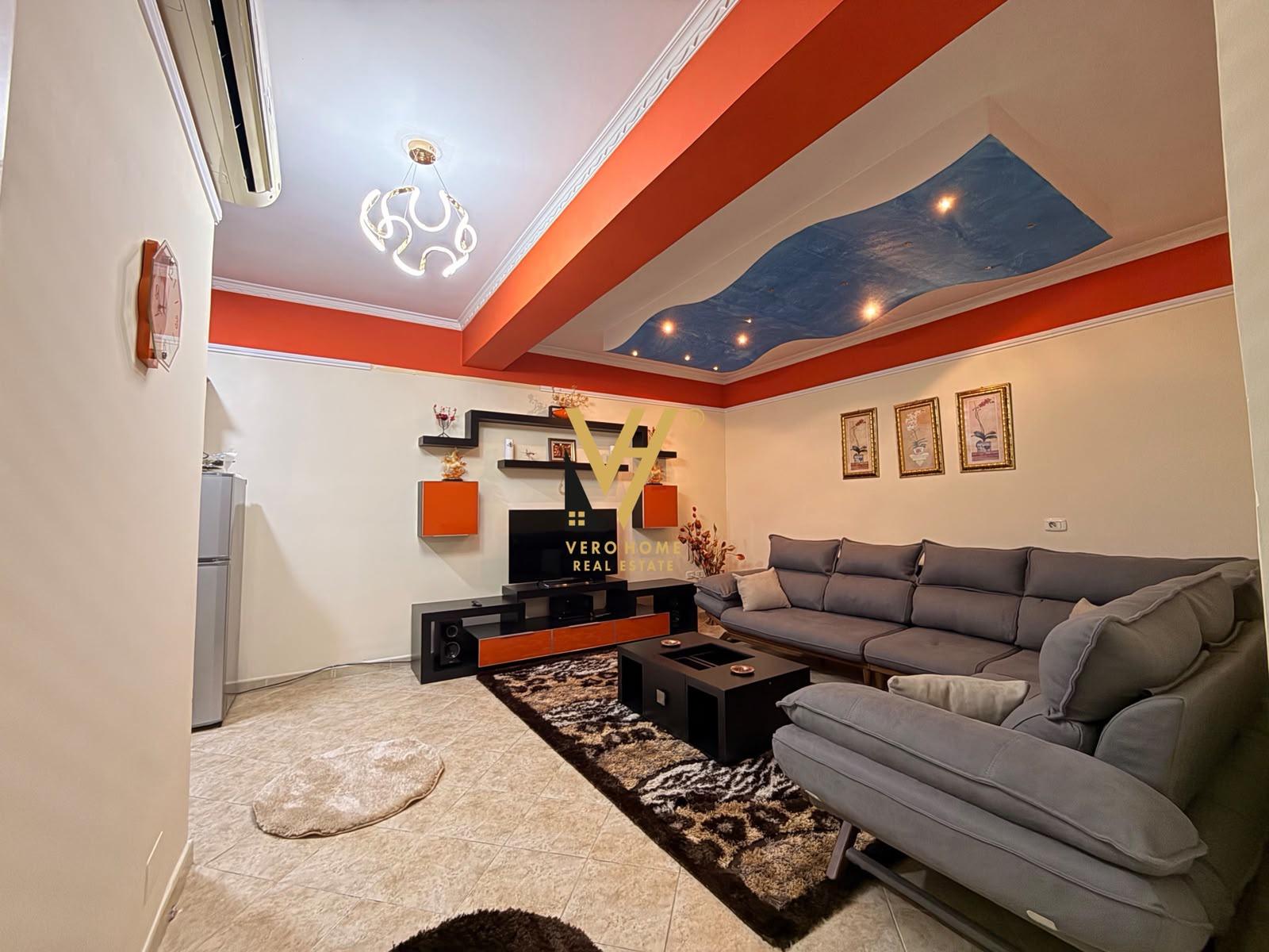 JEPET APARTAMENT 2+1 ME QERA TE RRUGA E KAVAJES 800 EURO – Tiranë