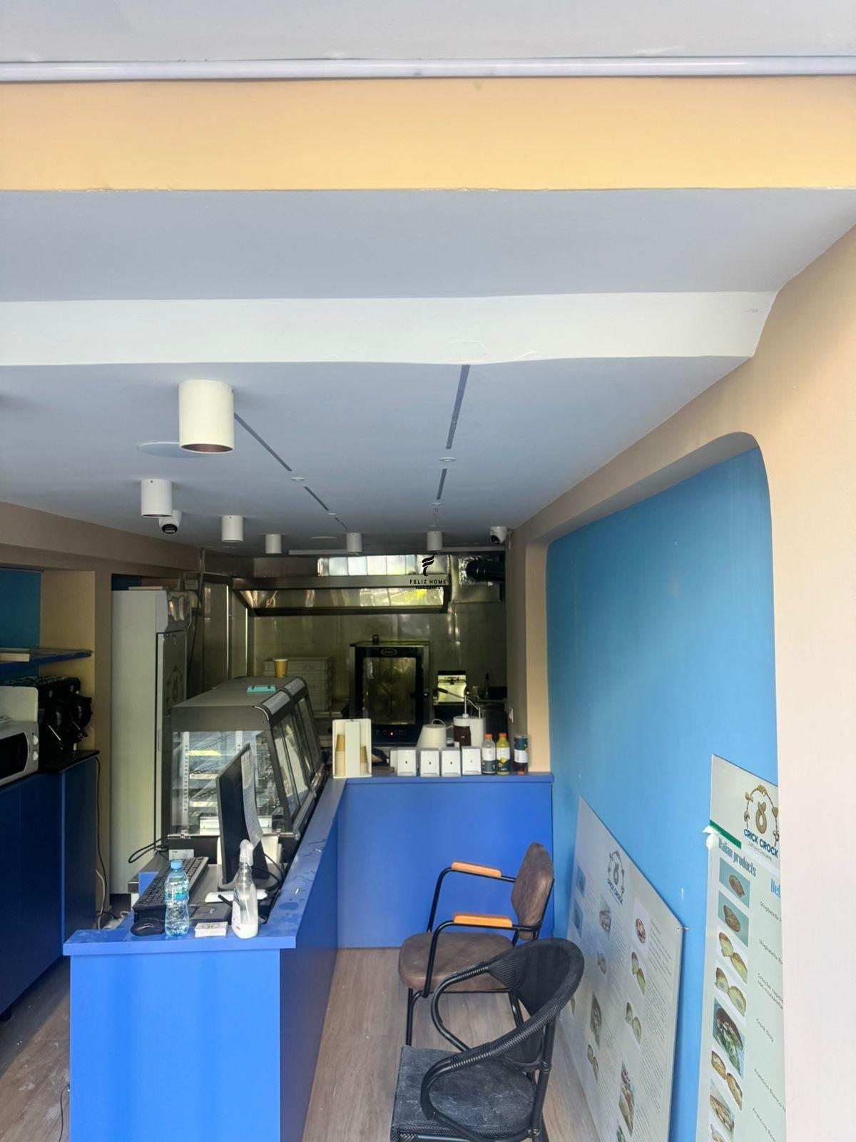 LOKAL ME QERA 60 M2 QENDER 180.000 LEKE FH-72888 – Tiranë