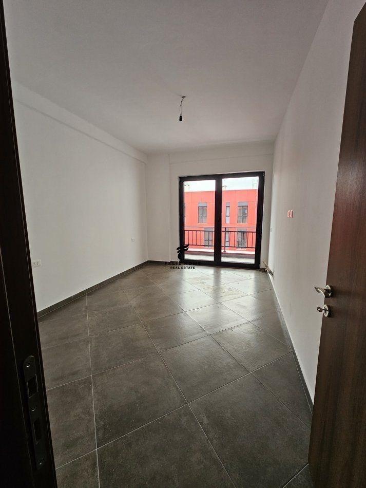 SHITET APARTAMENT 2+1 RRUGA E DIBRES 185.000 EURO – Tiranë