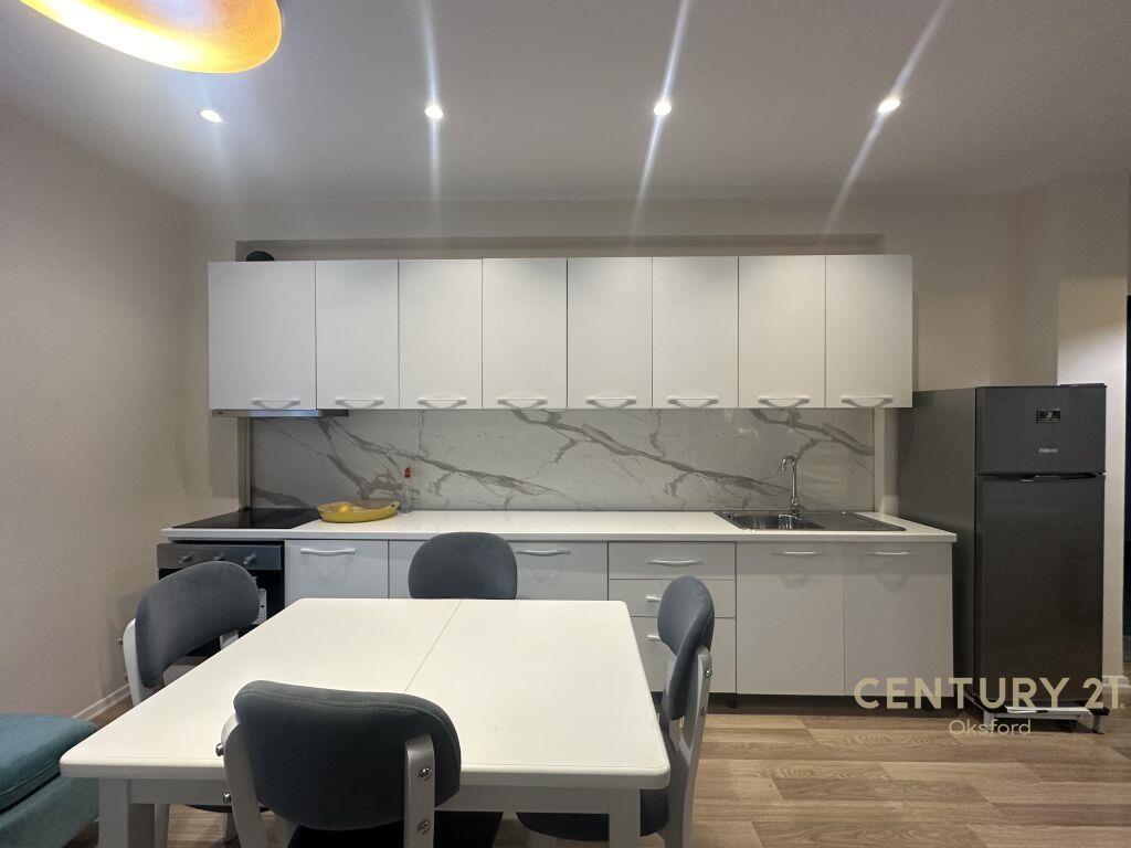 EKSKLUZIVE / SHESIM APARTAMENT 1+1 TEK LIQENI I THATË – Tiranë - 1