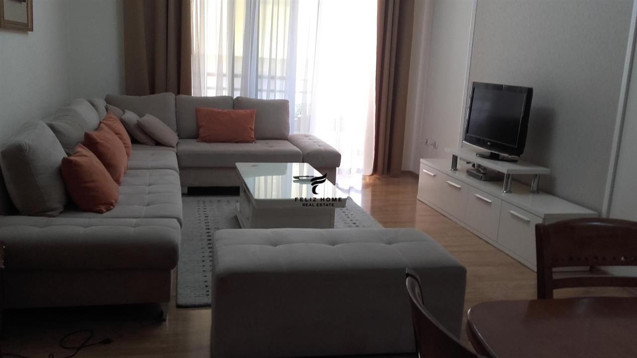 SHITET APARTAMENT 2+1+2 STACIONI TRENIT 200.000 EURO – Tiranë