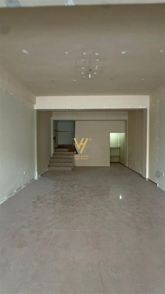 SHITET DYQAN DUPLEX 260 M2 TE RR. DRITAN HOXHA 58.500.000 LE – Tiranë - 1