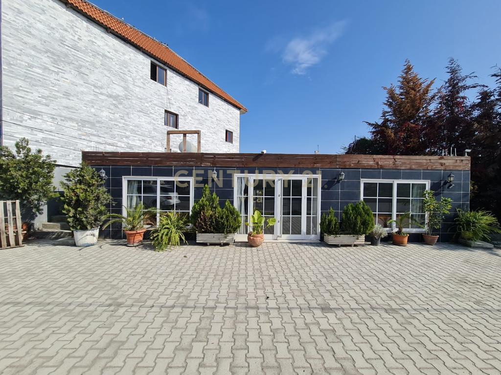 SHITET AMBIENT BIZNESI NE RRUGEN KRYESORE, SHKOZET – Durrës - 1