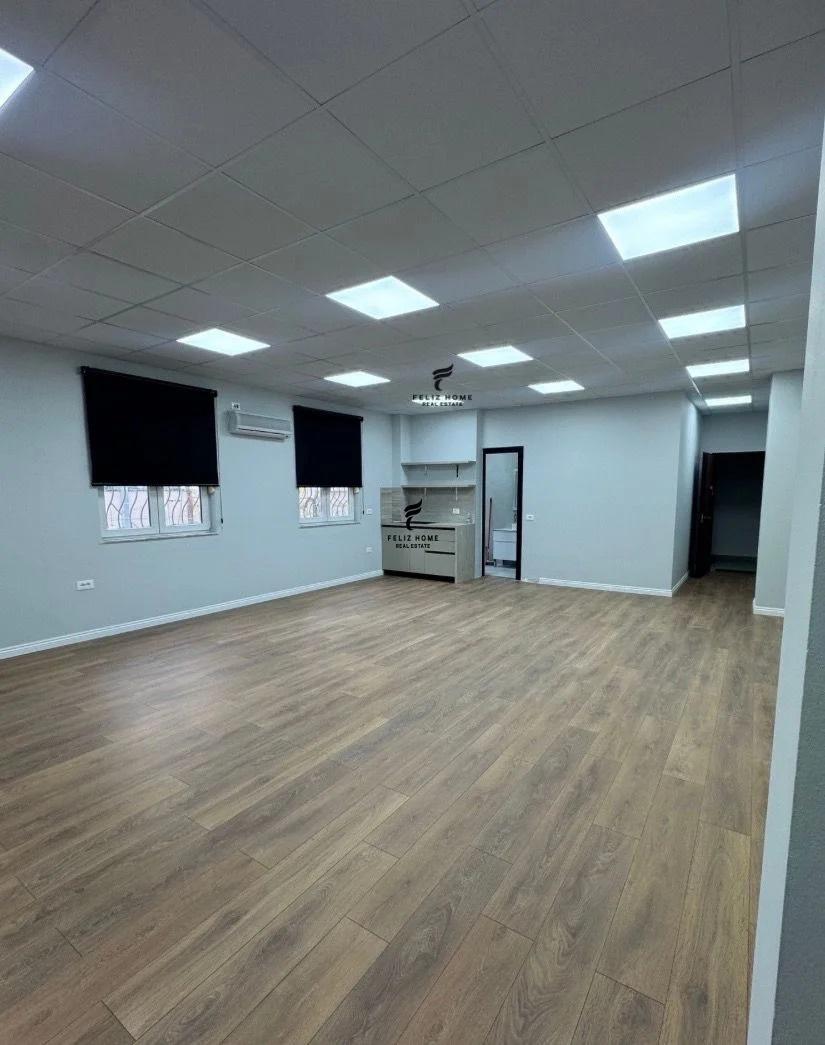 ZYRE ME QERA 70 M2 QENDER 85.000 LEKE FH-96342 – Tiranë