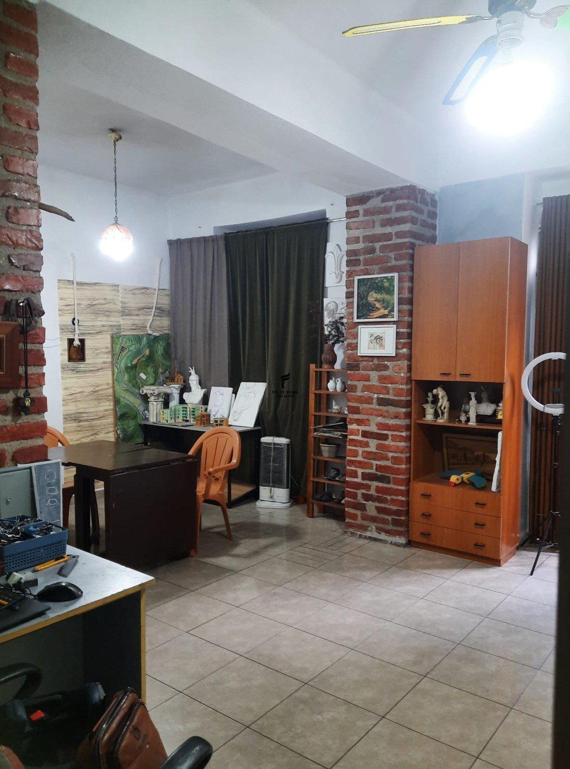 SHITET ZYRE 75 M2 PARKU RINIA 226.000 EURO FH-69884 – Tiranë - 1